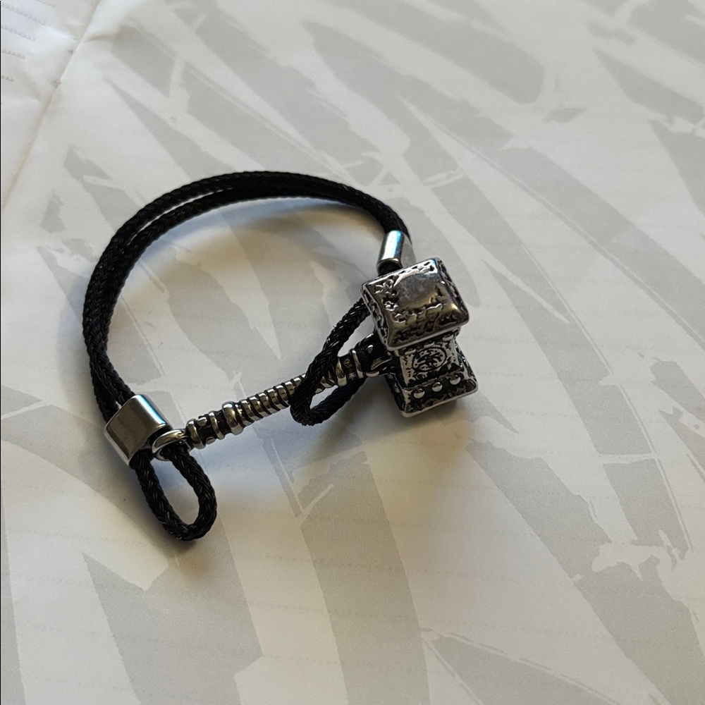 Black and Silver Bracelet with Intricate Charm Marvel Thor Hammer